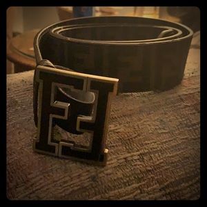Fendi belt